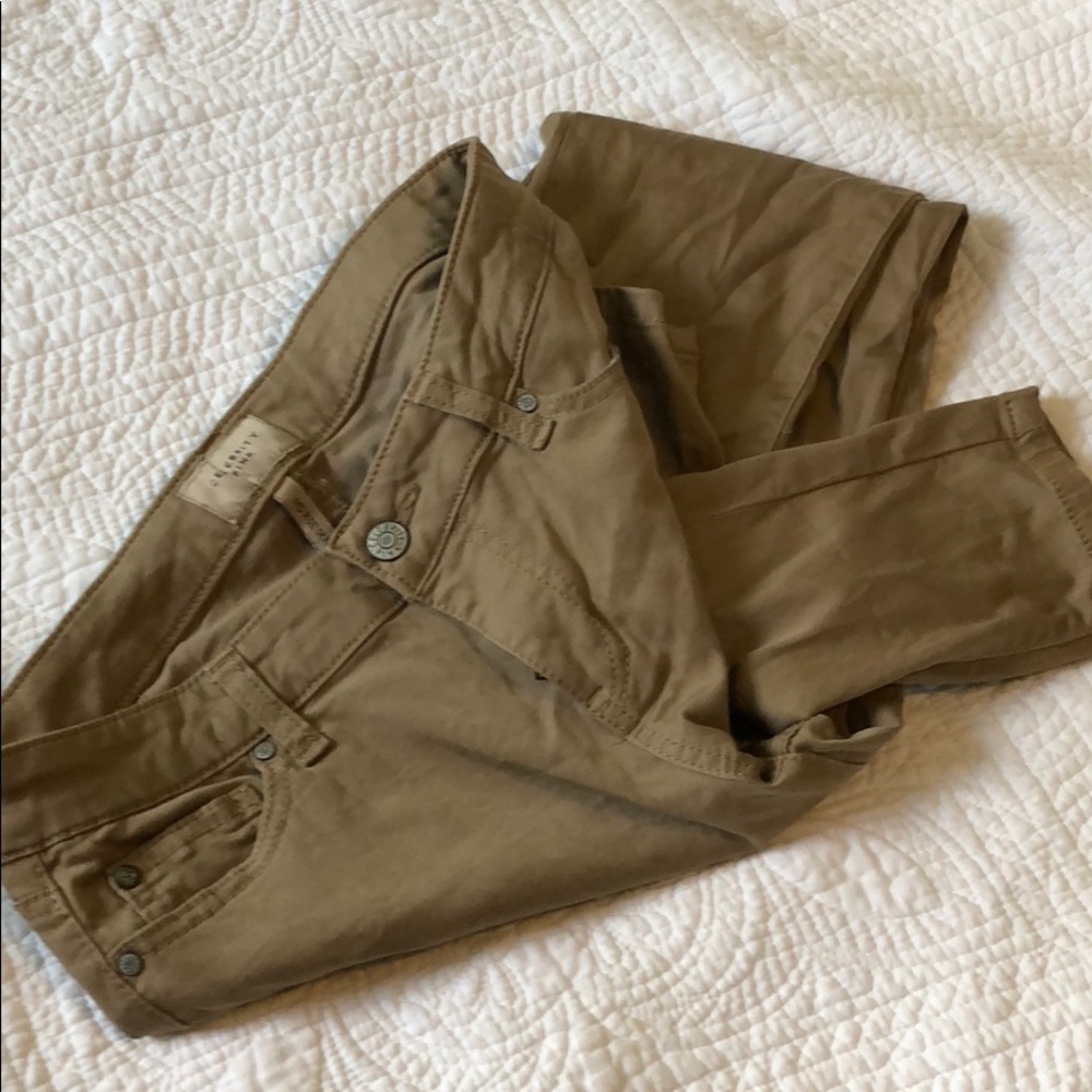 Celebrity Pink Khaki Skinny pants, size 5